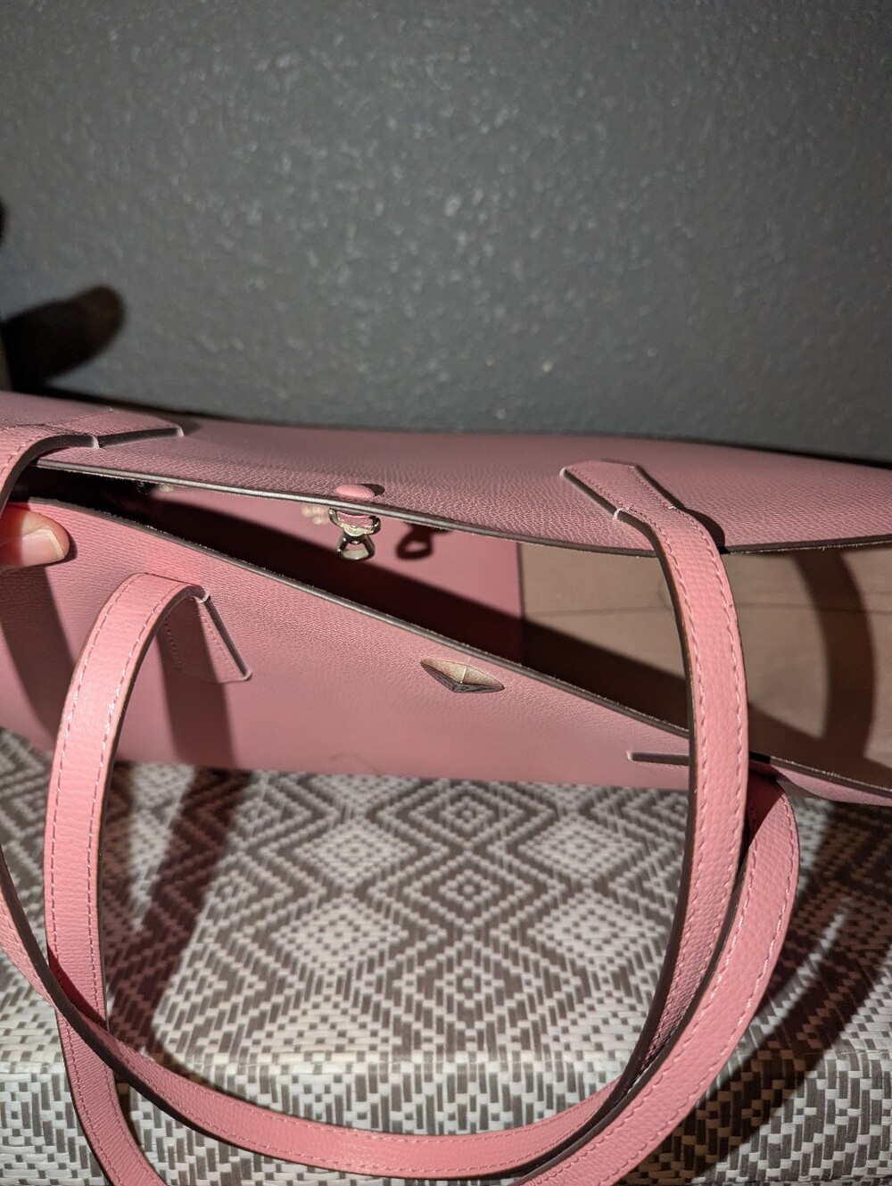 Kate Spade Tote Bag - Picture 11 of 11